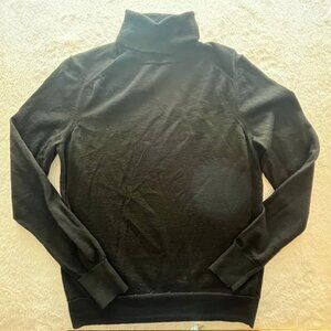 Banana Republic Black 100% Merino Wool Turtle Neck Sweater- Size M